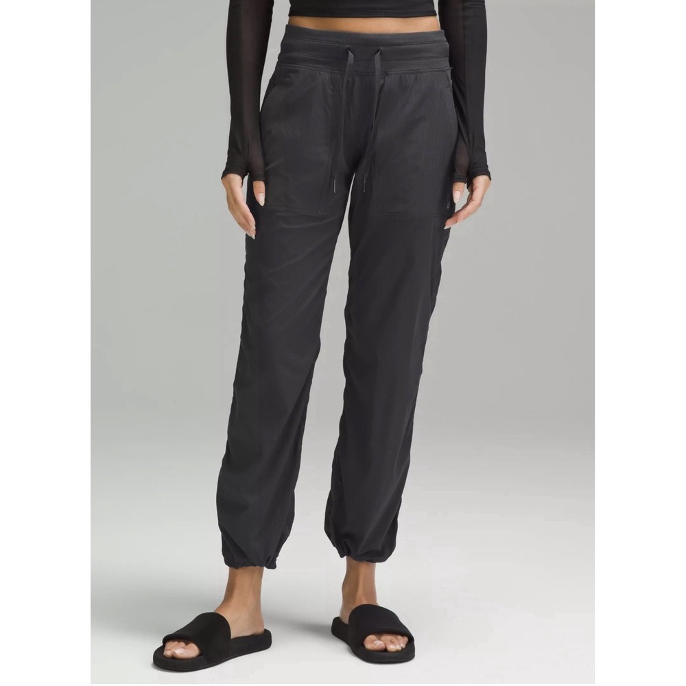 Lululemon‎ Beyond the Studio Jogger Women 4 Black Excellent Bungee Cuff Ripstop